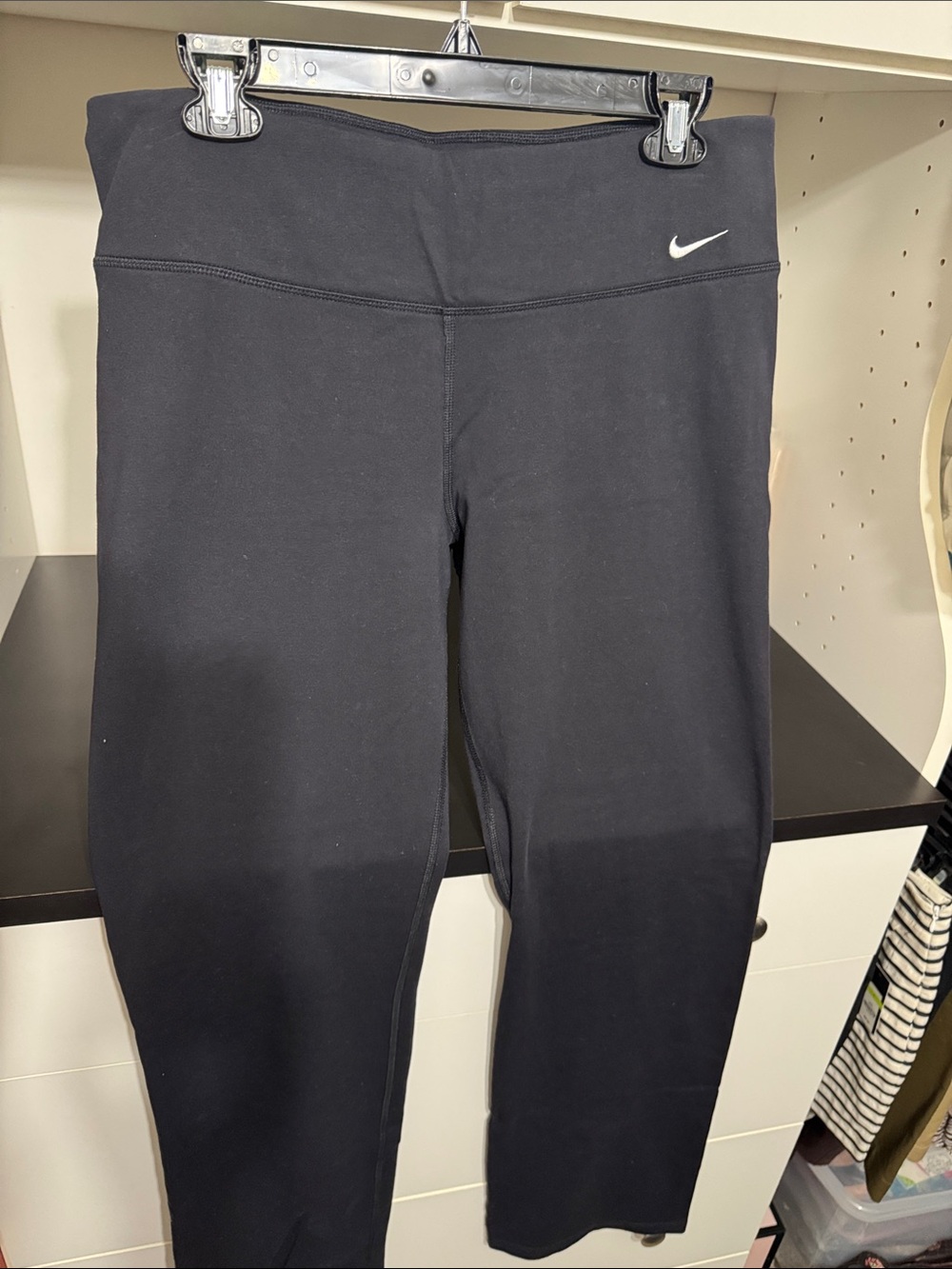 Nike women’s Black Stretch Athletic Leggings